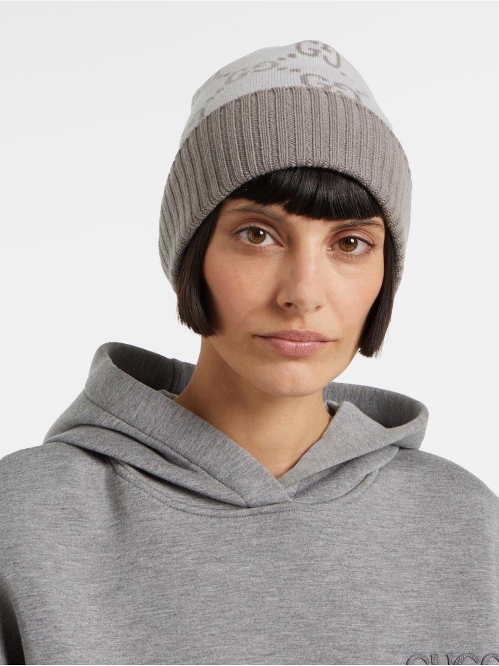 GUCCI GG Monogram Knit Beanie Gray Taupe Size M Made in Italy